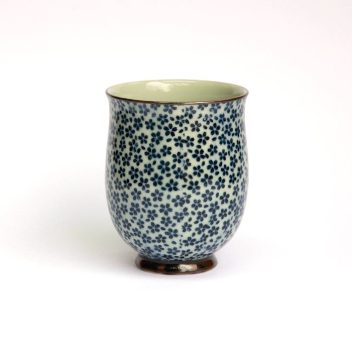 Mug en porcelaine du Japon - Modèle Hanatsume