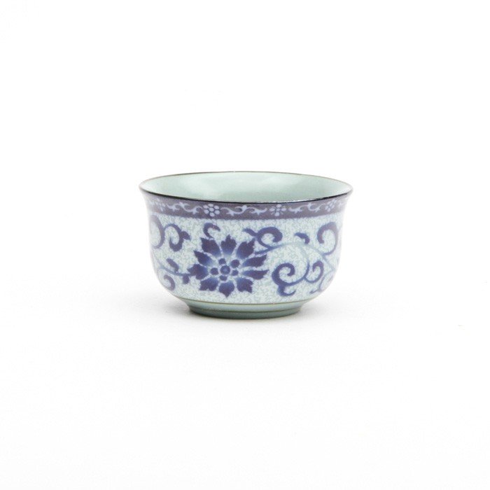 Tasse porcelaine du Japon - Pivoine bleu et blanche